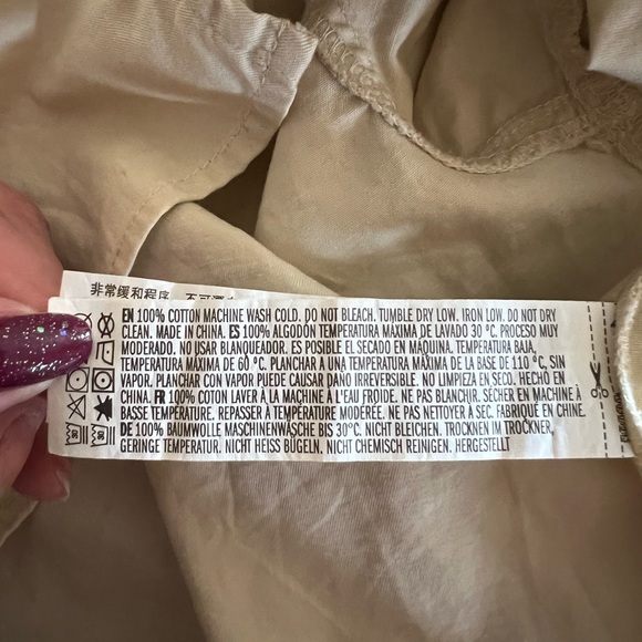 NWT Forever 21 Woven Button Down Shirt Natural - Picture 8 of 14